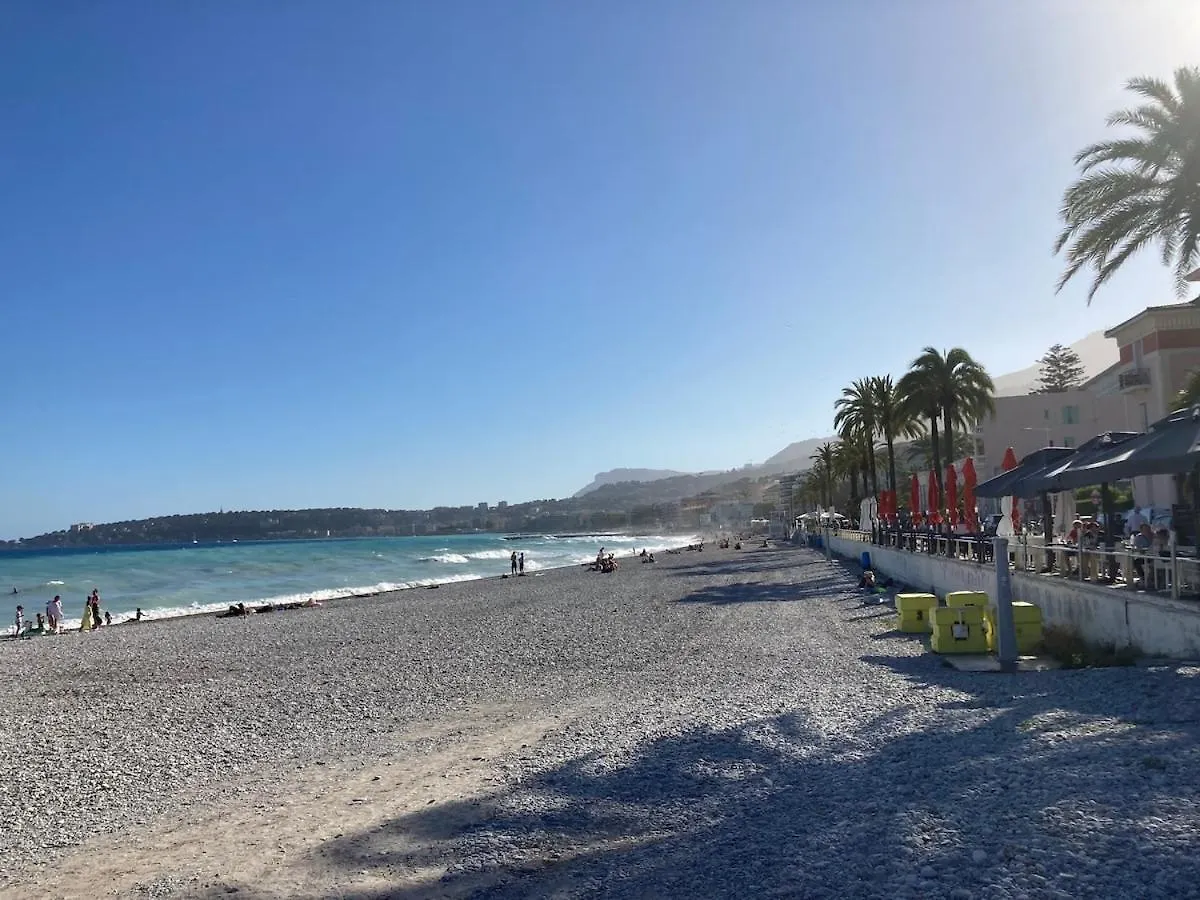 La Mer, Acces Direct Et Calme Roquebrune-Cap-Martin France