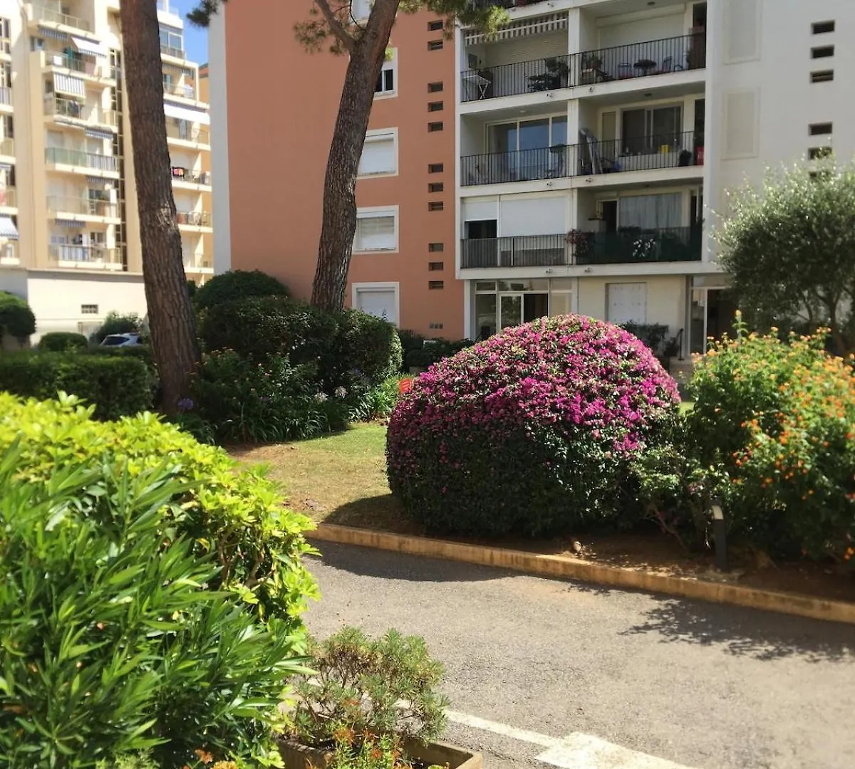Apartment La Mer, Acces Direct Et Calme Roquebrune-Cap-Martin France
